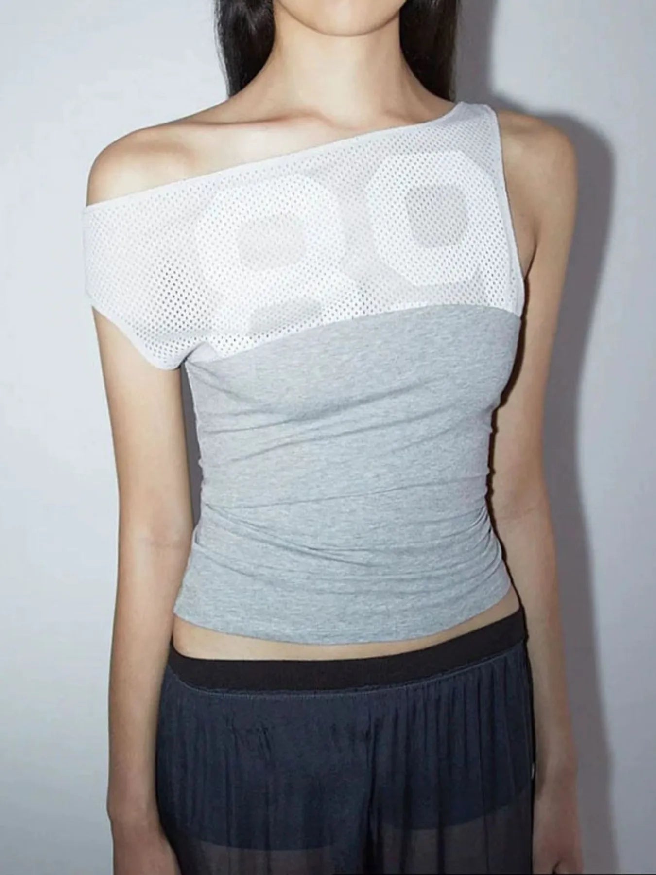 Asymmetric One-Shoulder Mesh Panel T-Shirt.