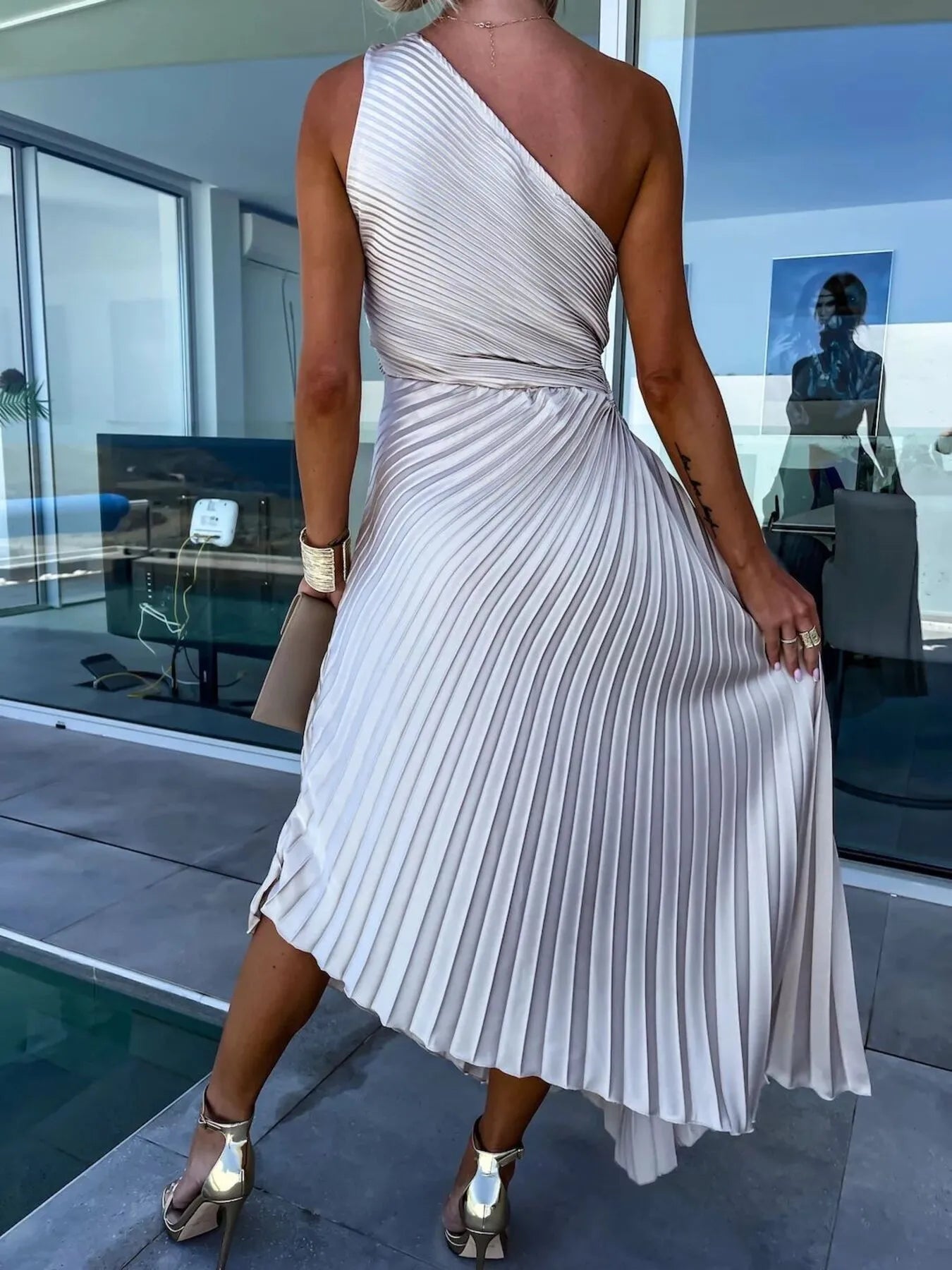 Full Size Single Shoulder Pleated Midi Dress Plus Size.